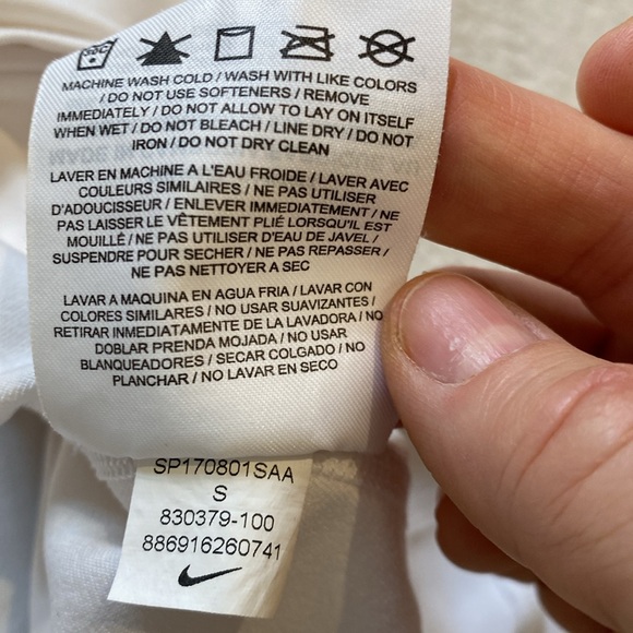 BUNDLE: two Nike Dri-Fit strappy performance tanks Sz S - Picture 5 of 14